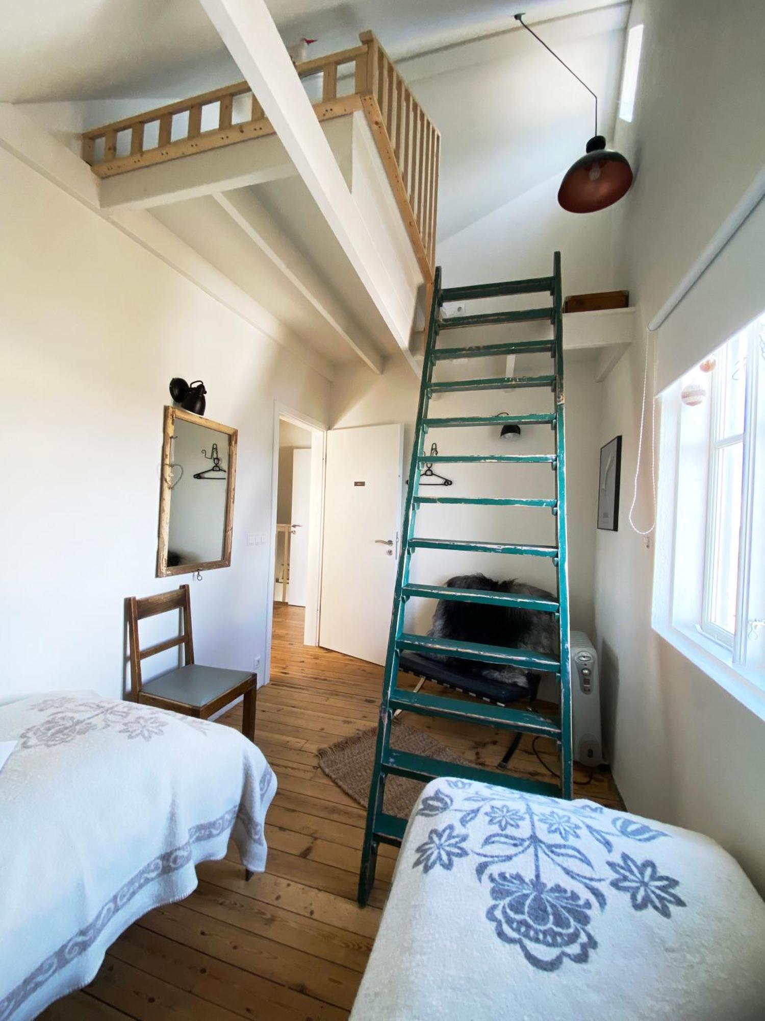 Melar Guesthouse Kópasker Extérieur photo